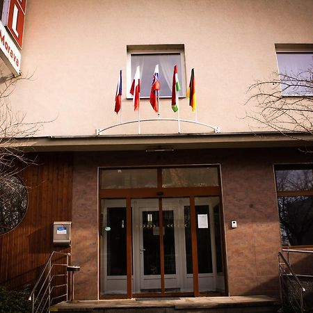 Hotel Morava Uherské Hradiště Extérieur photo